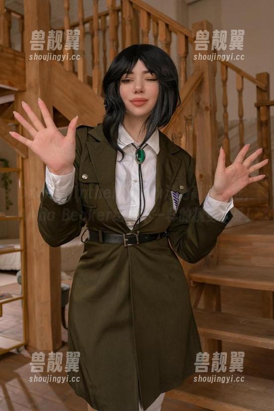 Alina Becker DarlingintheFranxx泳池高清壁纸,Alina Becker给你不一样的视觉享受!